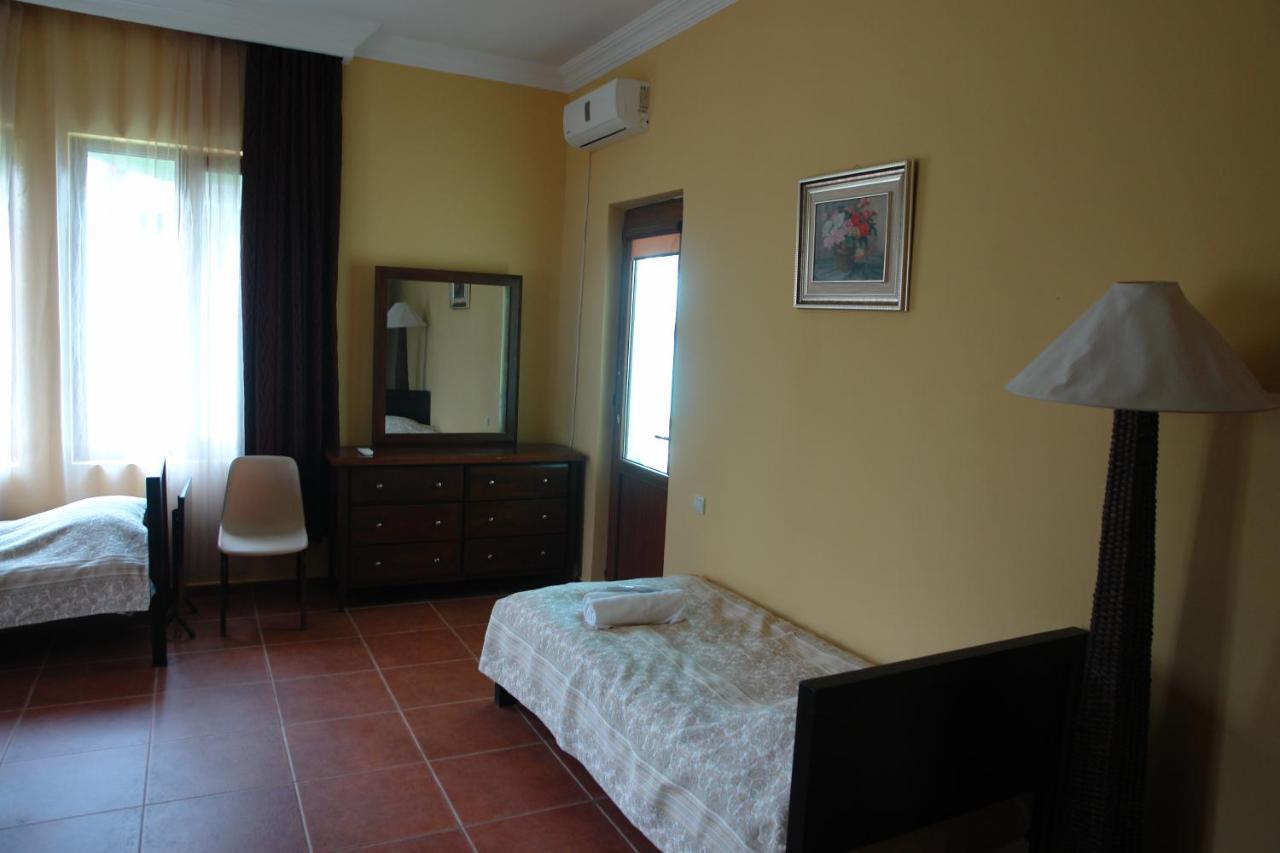 Marshal Resort Koboeleti Buitenkant foto