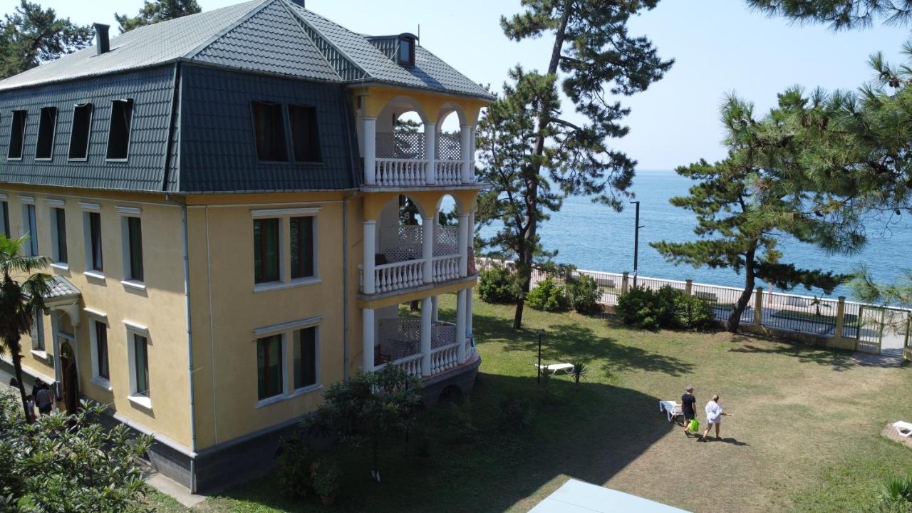 Marshal Resort Koboeleti Buitenkant foto